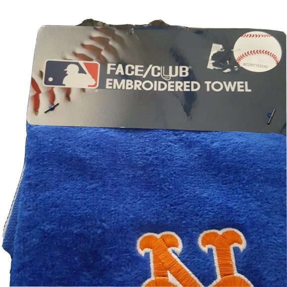 New York Mets Embroidered 16" x 24" Face & Club Tri-Fold Golf Towel - Picture 3 of 5